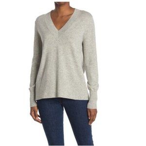 🎁 Baldwin Lana V-Neck Wool Blend Sweater